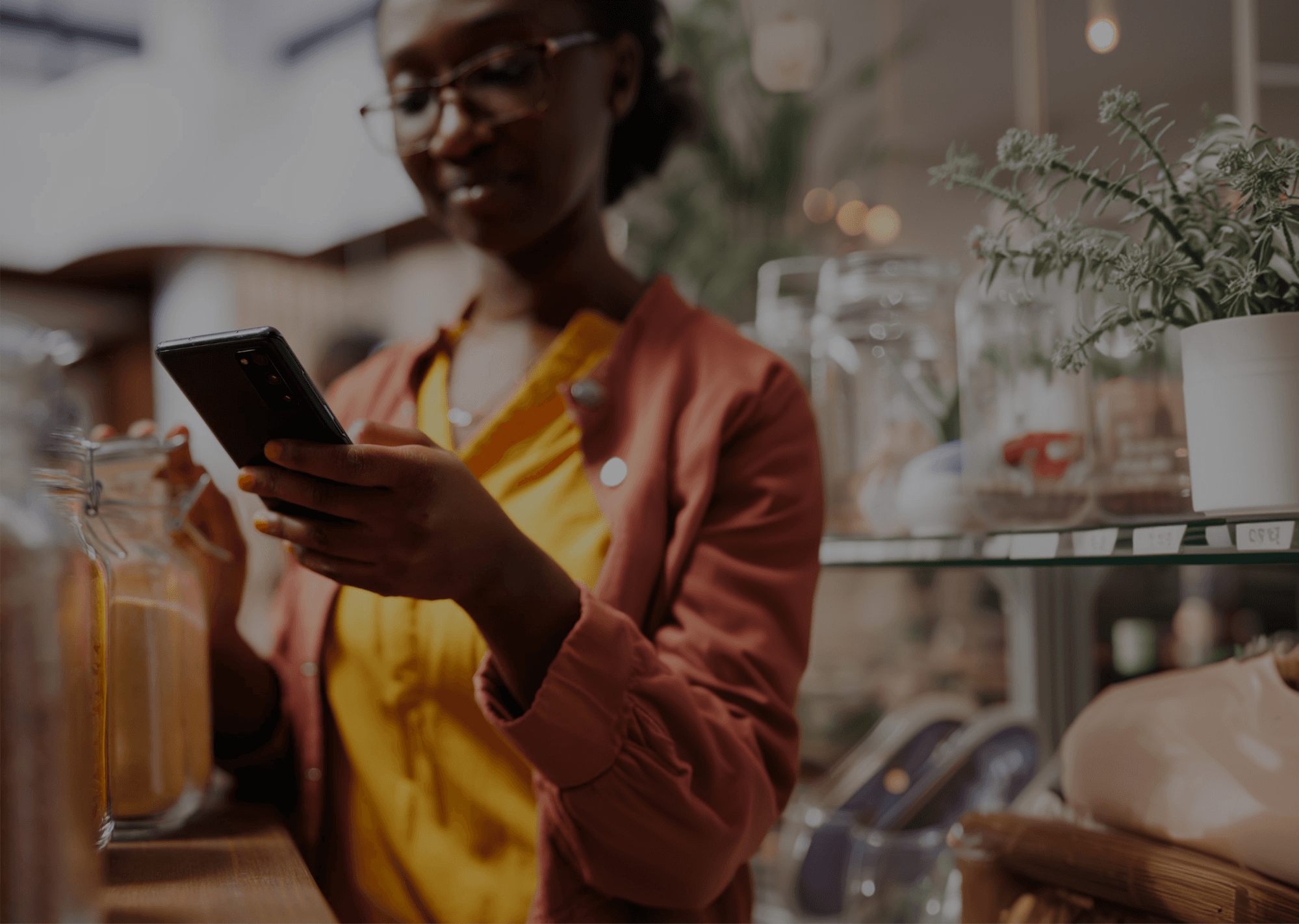 Entreprise africaine utilisant Docaya sur son téléphone